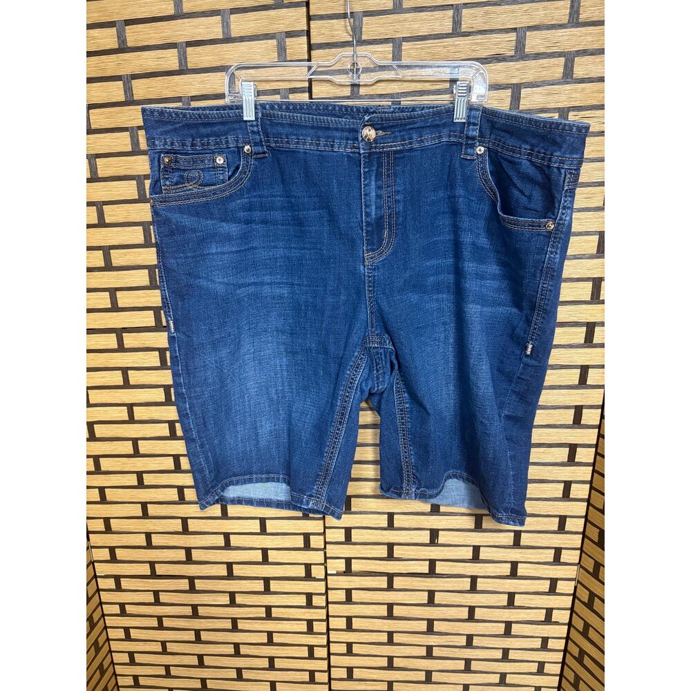 Melissa McCarthy Seven7 Denim Bermuda Shorts Size‎ 26